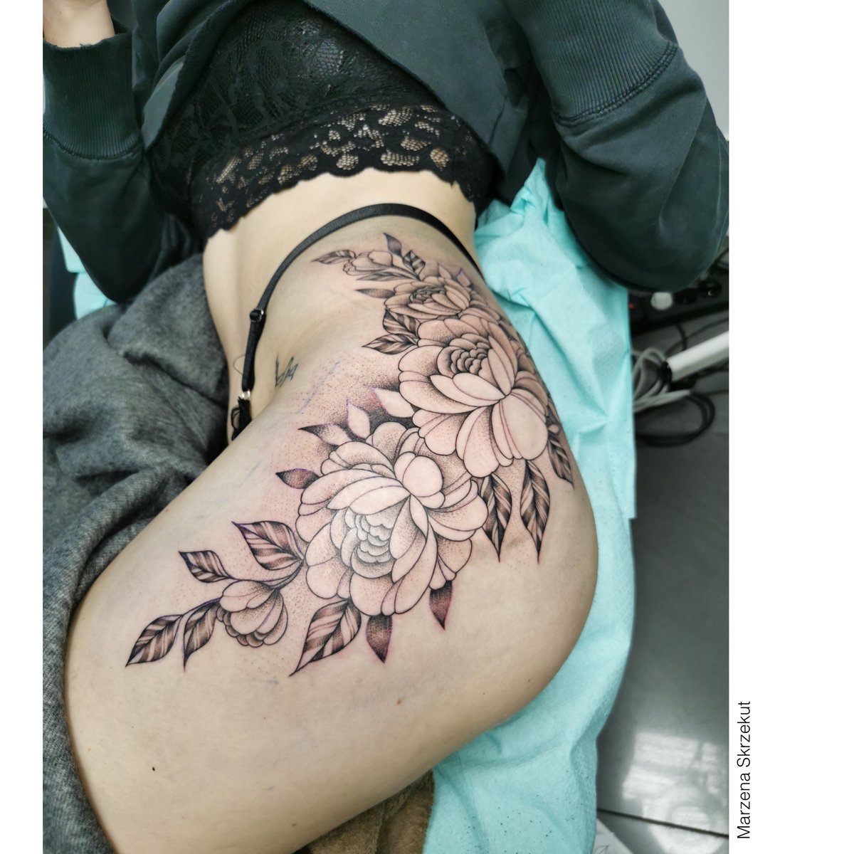 Tatua Marzena Skrzekut Tattooartist