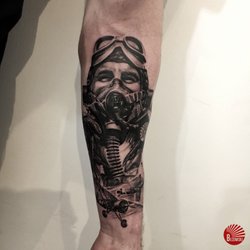 Tatuaże - Wojtek Bezowski - tatuażysta z Puerto de la Cruz, Studio Tatuażu  Niedobry Wujek | TattooArtist